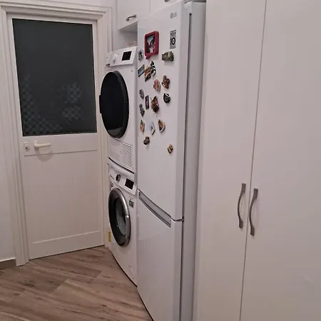 Keesi 3 * Durrës